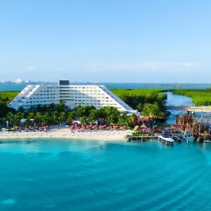 Semesteranläggning (resort) Grand Oasis Palm